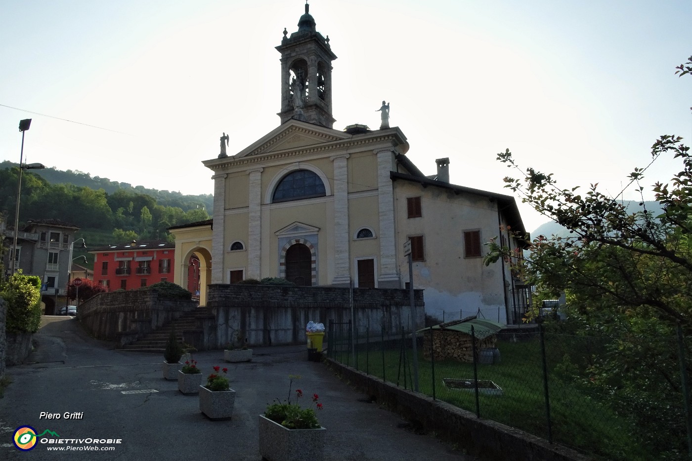 02 Chiesa di Endenna (450 m) .JPG